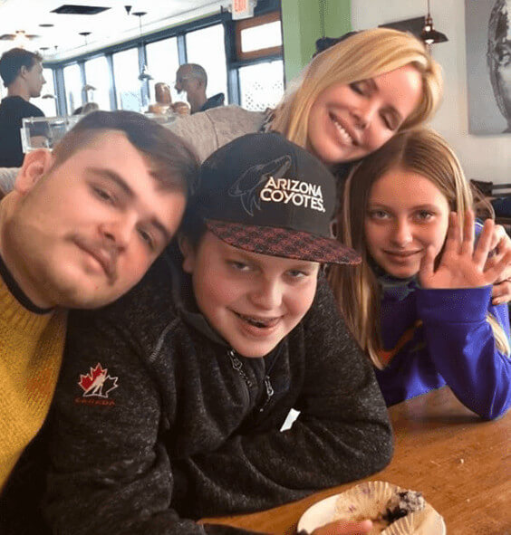 Gena Lee Nolin Children